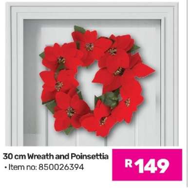 30 cm Wreath and Poinsettia